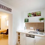 Apartamento 2 *